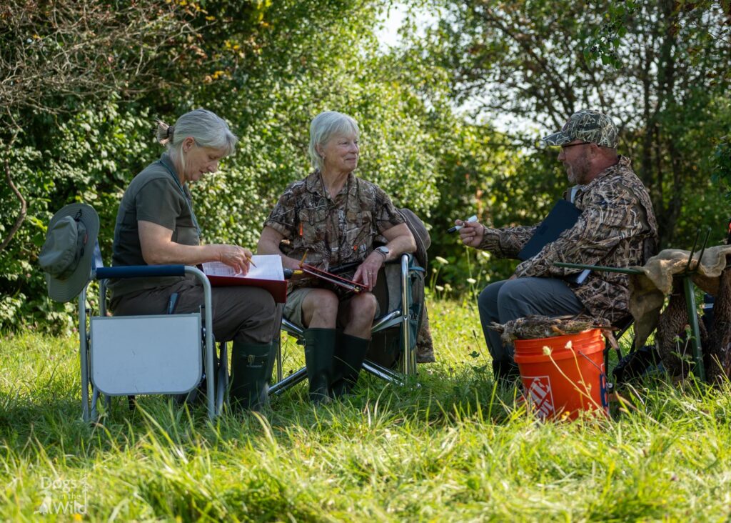 AKC hunt test judges photo by Mike Hosier